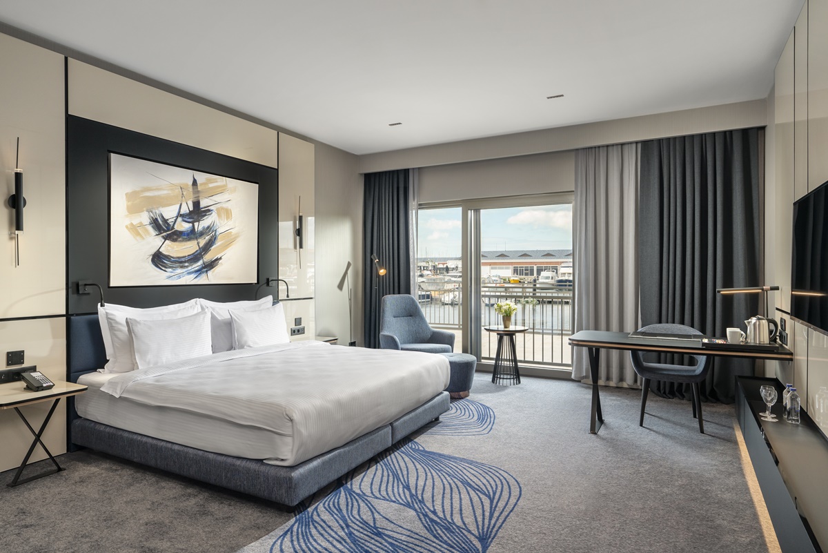 Club Oda Deniz Manzaralı